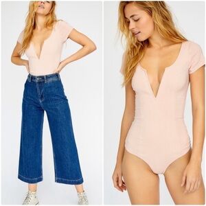 Free People Intimately Deep Conversations Pink‎ Blush V Neck Bodysuit Sz S